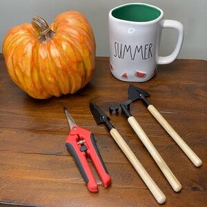 Premium Gardening Tool Bundle - Chikamasa Pruners + 3-Piece Mini Tool Set